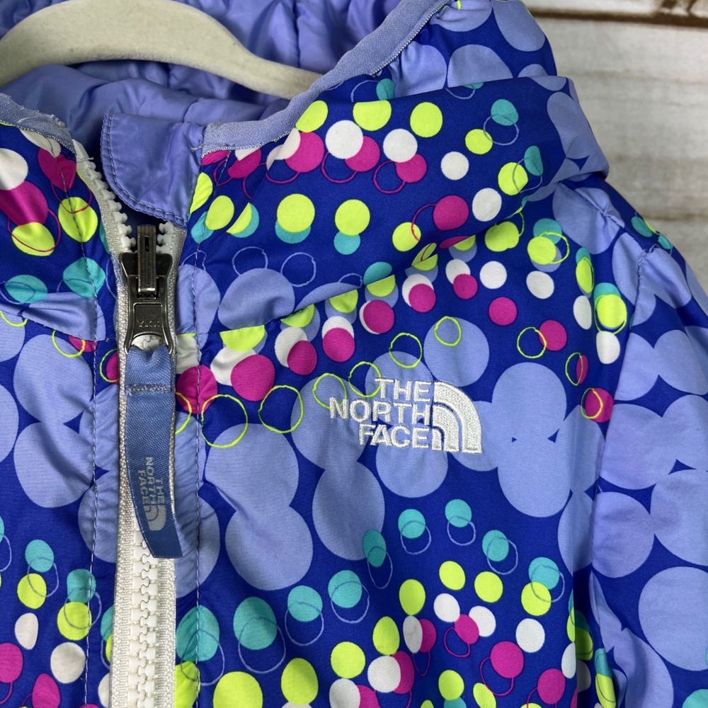 The North Face Reversible Kids Jacket Girls Blue Dot Print Purple Hooded 2T Coat - Picture 7 of 10